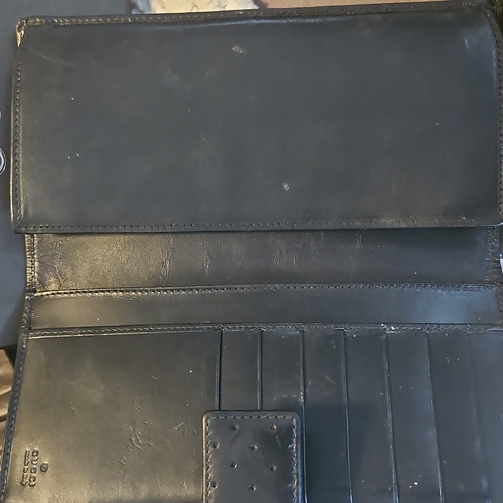 Gucci Black Clutch with Red and Green Accent - Picture 2 of 11